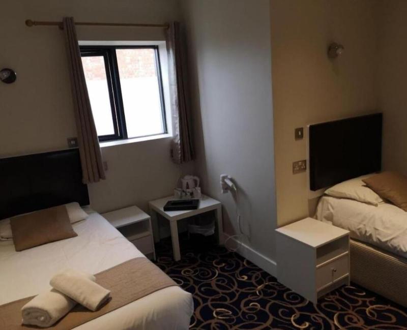 The R Inn Hotel image