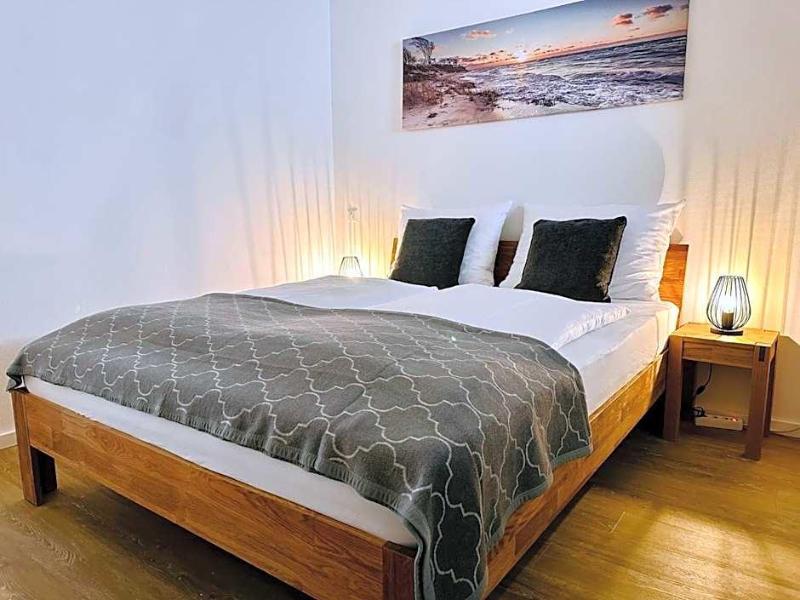 Hotel Nanis image