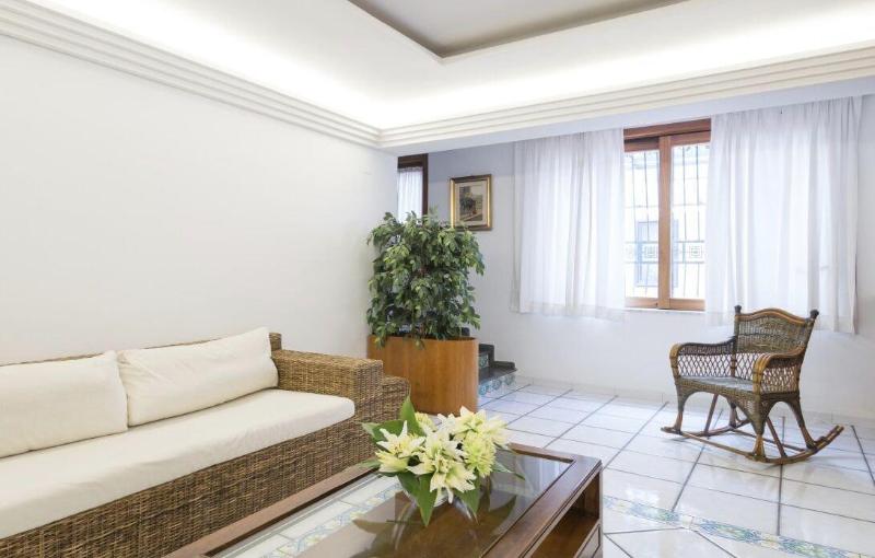 Villa Irma image
