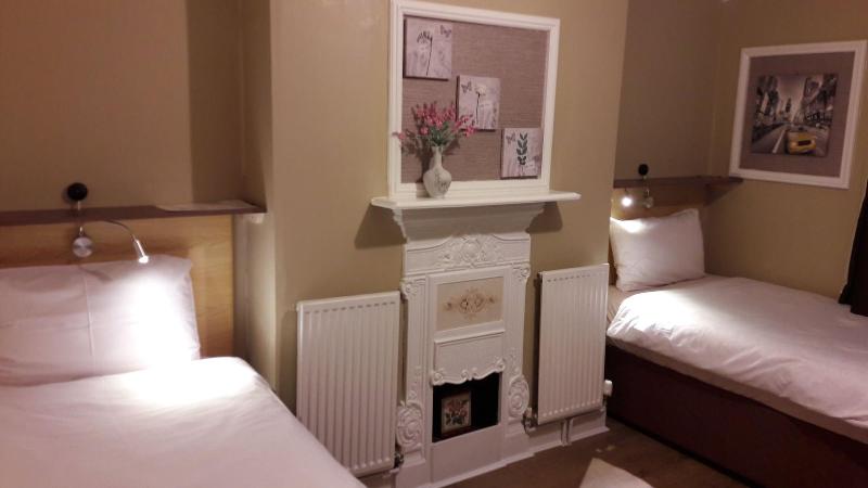 Glenfield Lodge Guest House image