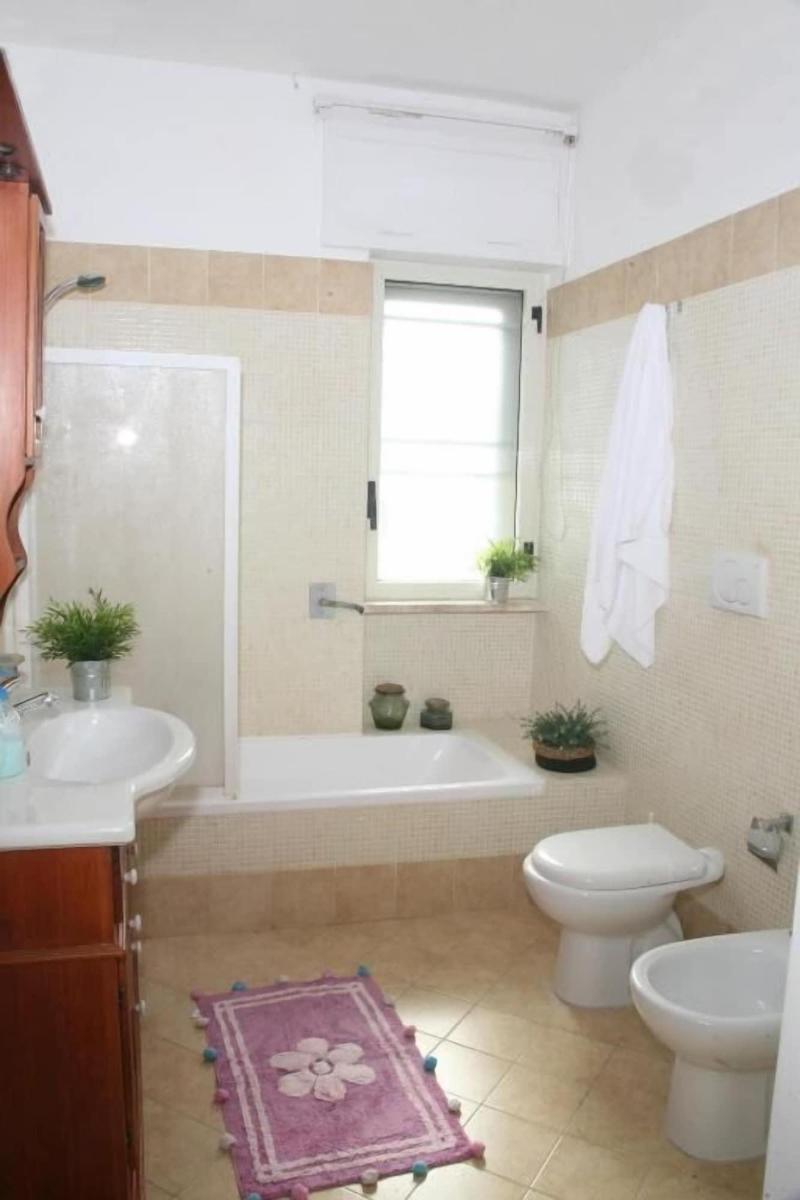 B&B Gelsimori image