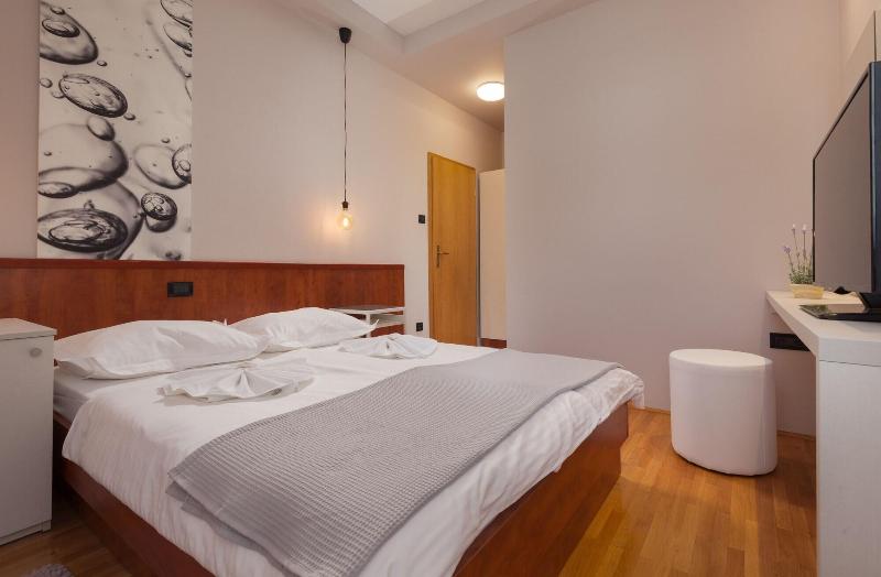 Villa Vinka image