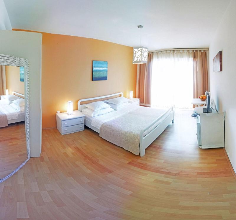 Guest House Revelin image
