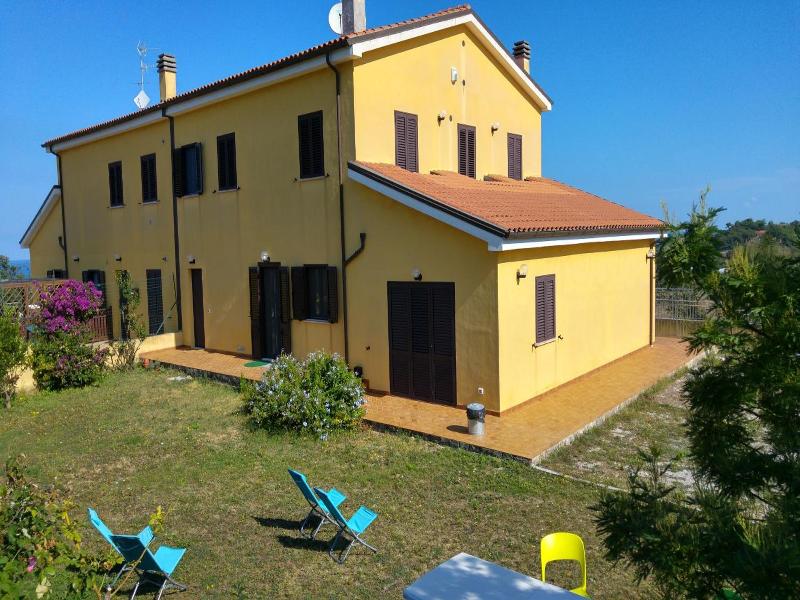 Vistazzurra B&B image