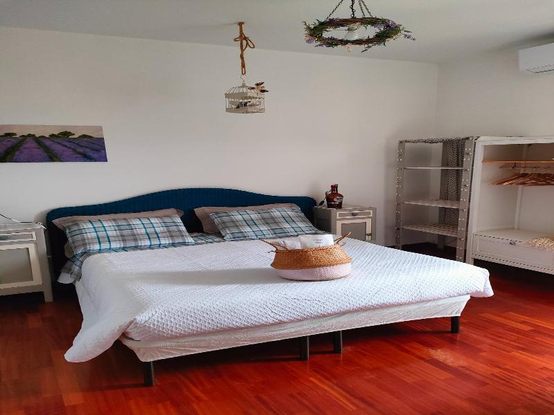 Vistazzurra B&B image