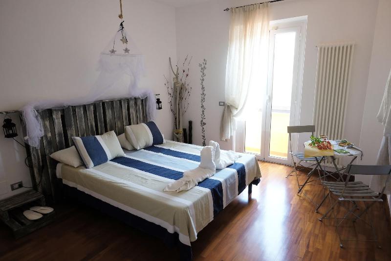 Vistazzurra B&B image
