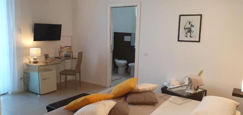 Location10 image