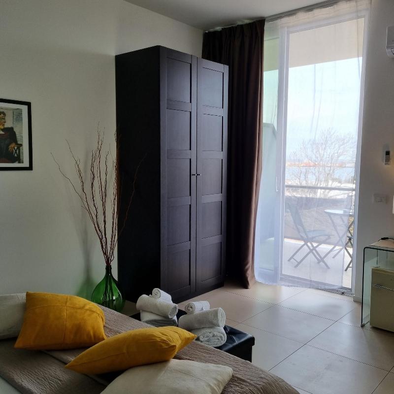 Location10 image
