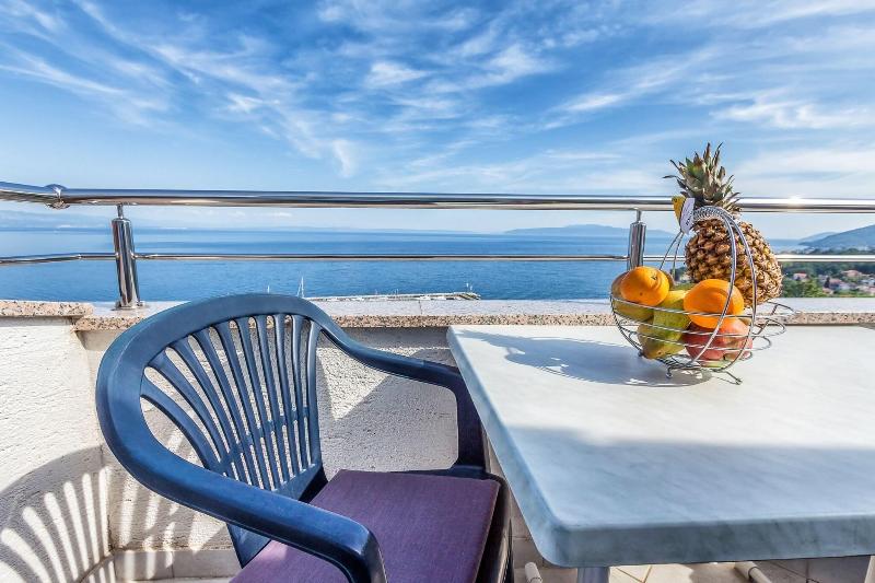 Villa Roses Apartments & Wellness image