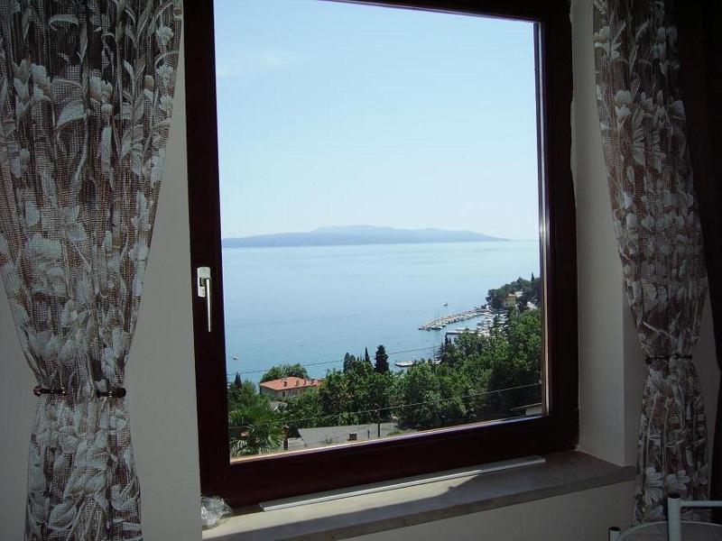 Villa Roses Apartments & Wellness image