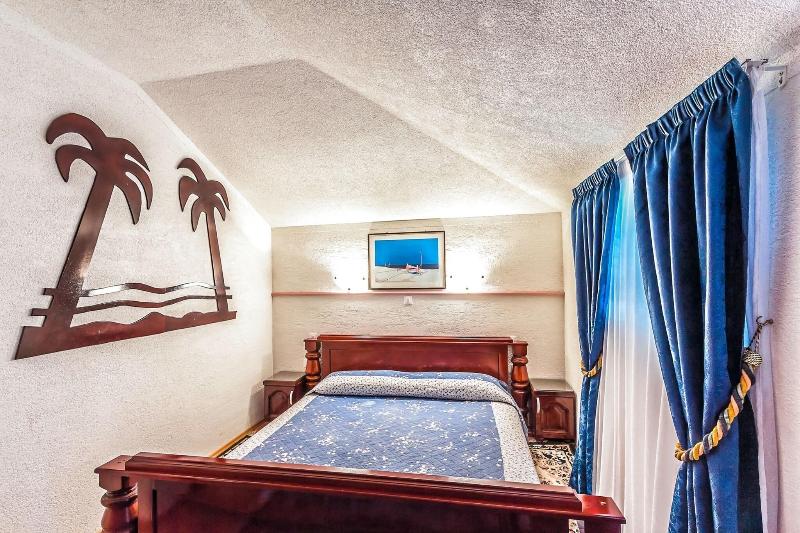 Villa Roses Apartments & Wellness image