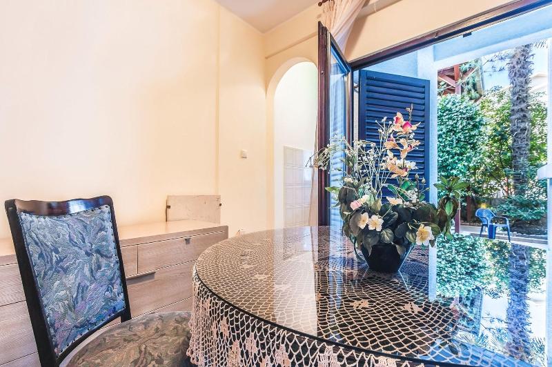 Villa Roses Apartments & Wellness image