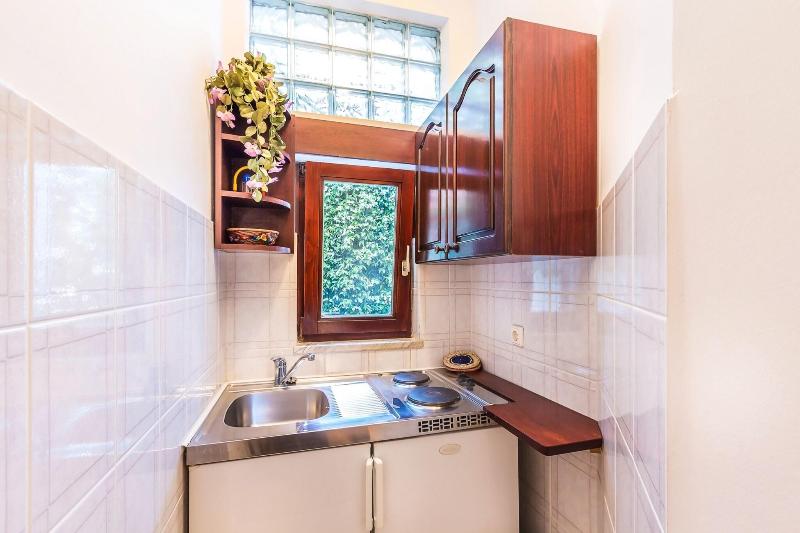 Villa Roses Apartments & Wellness image