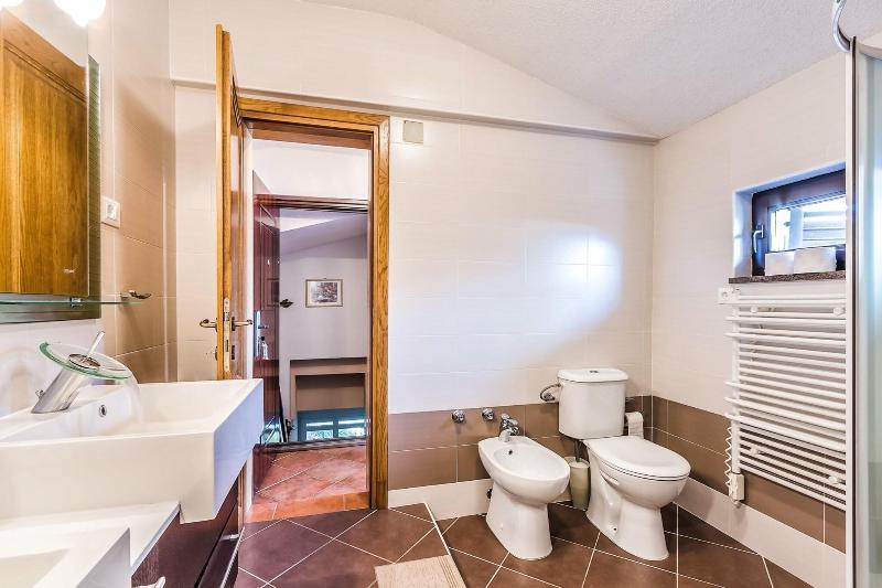 Villa Roses Apartments & Wellness image