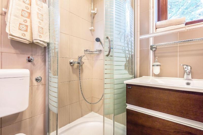 Villa Roses Apartments & Wellness image