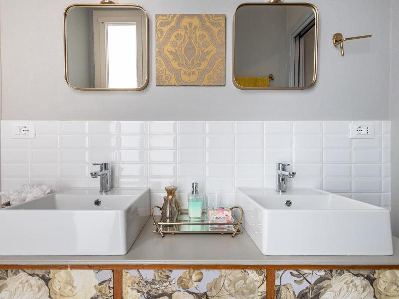 Guest House 73 image
