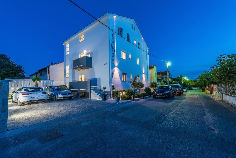 Apartments Villa Karla image
