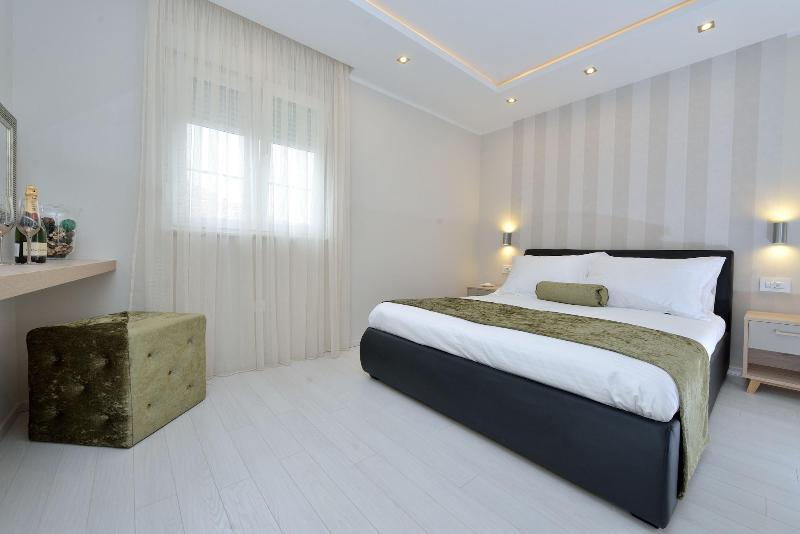 Apartments Villa Karla image