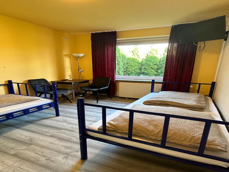 Hostel Pinneberg image