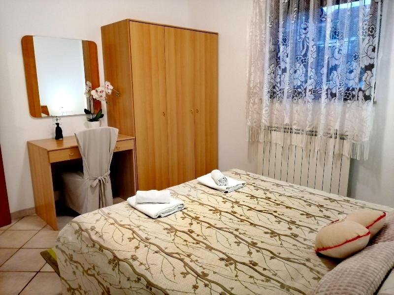 Guests House Lea image