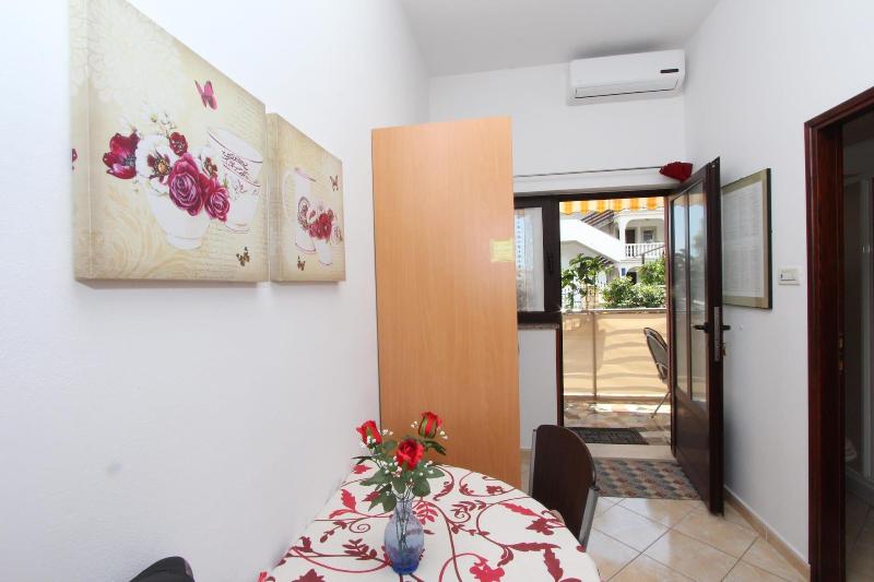 Guests House Lea image