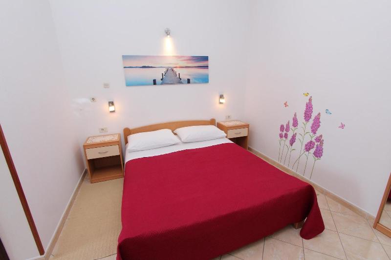 Guests House Lea image