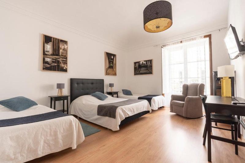 Burgos Guest House image
