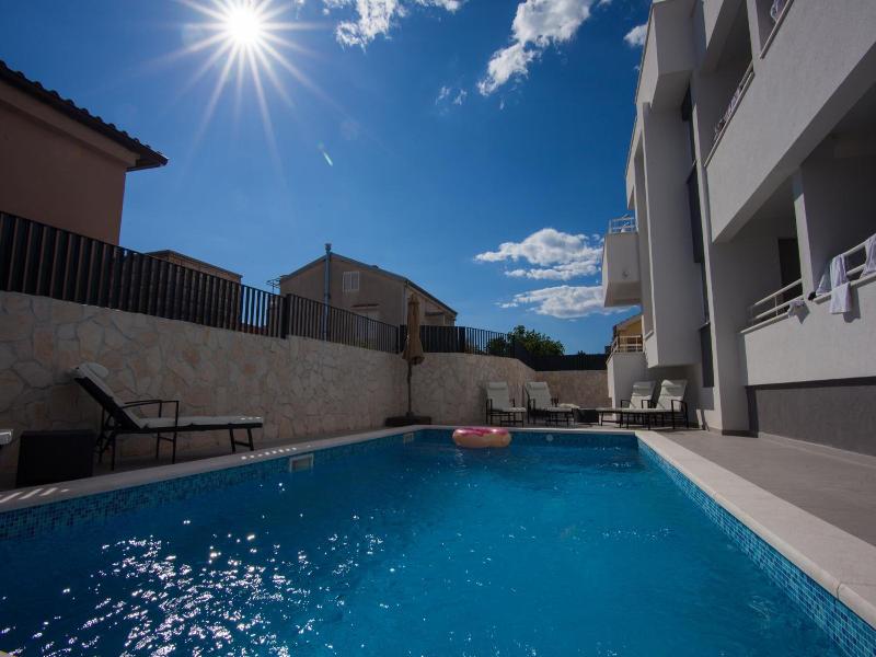 Residences Bellavista 2 image