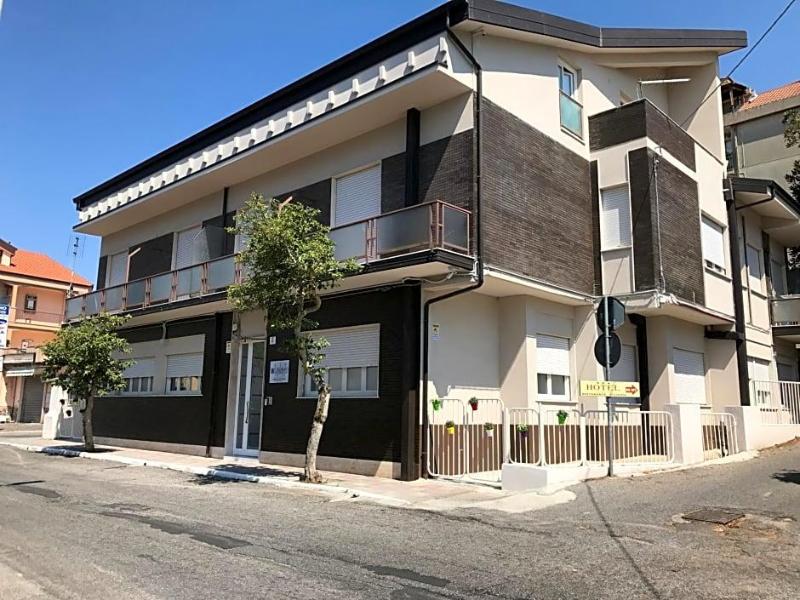Calamo Hotel Residence B&B image