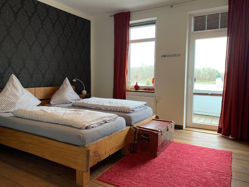 Kanal 33 image