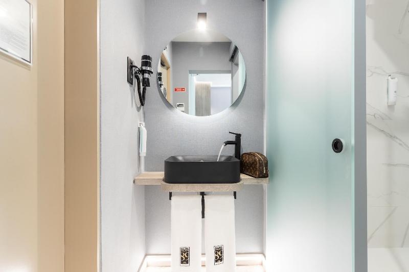 Boutique Telhal 89 image