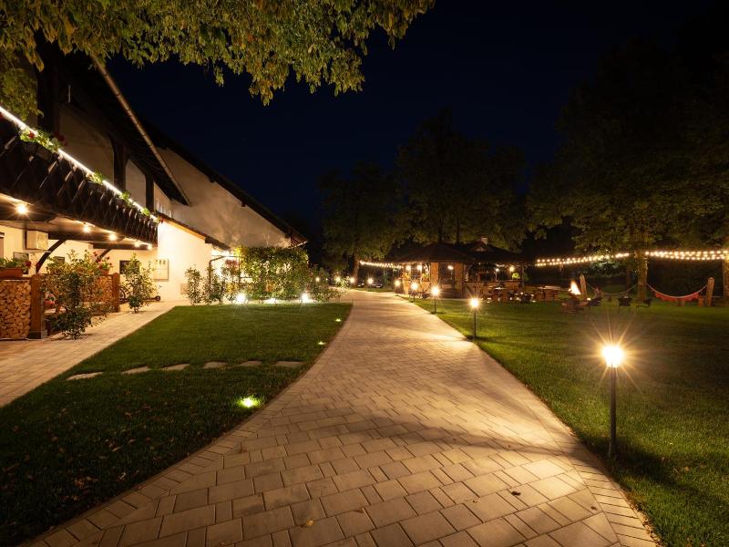 Pension & Glamping Pibernik image