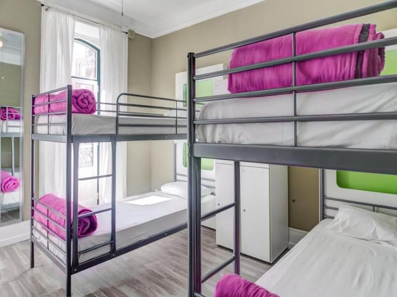 Hostel Seven Hills image