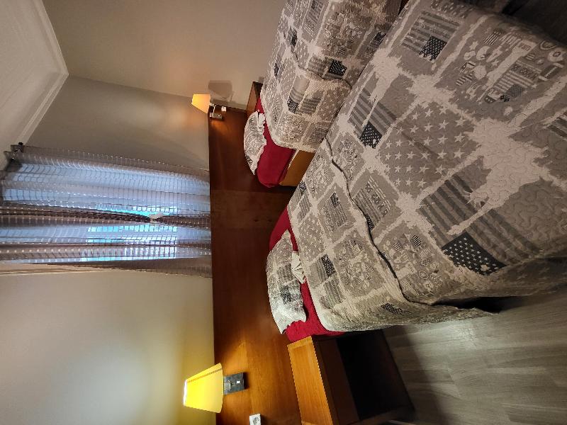 Hostel Seven Hills image
