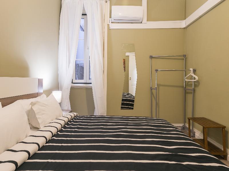 Hostel Seven Hills image