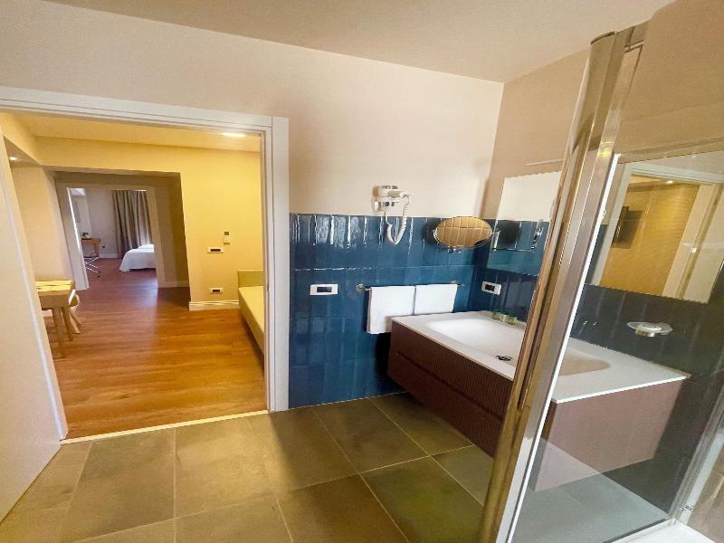 Home 146 image