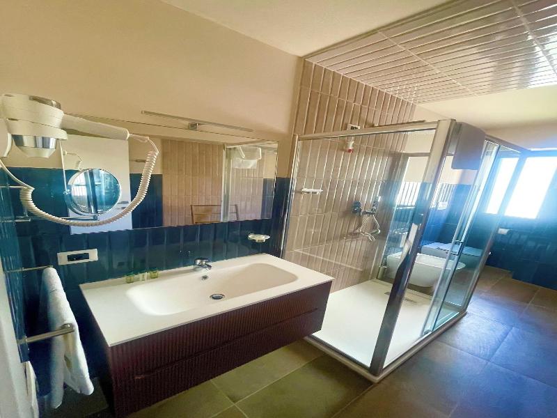 Home 146 image