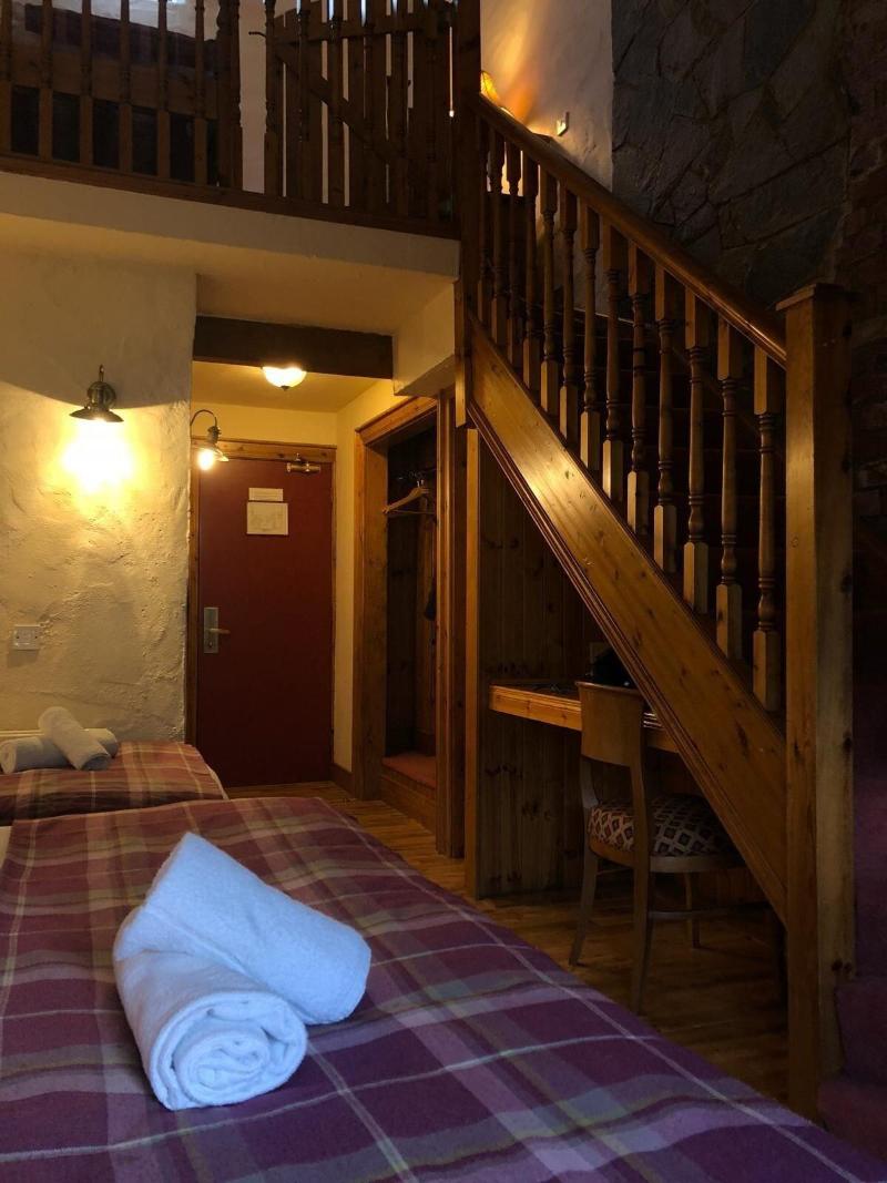 Walsh's Hotel image