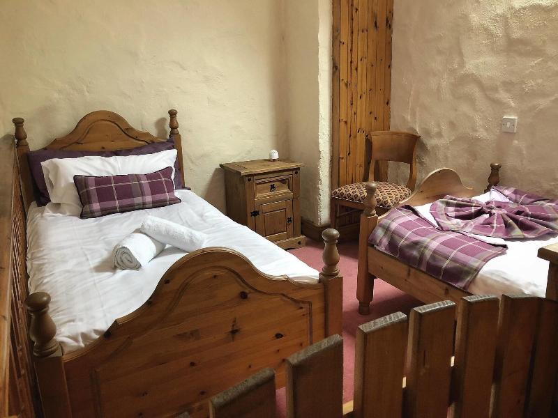 Walsh's Hotel image