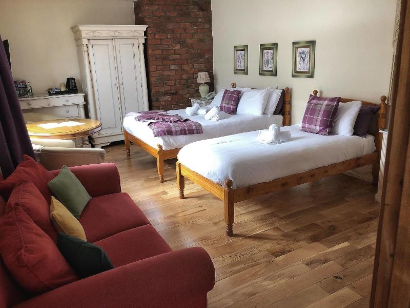 Walsh's Hotel image
