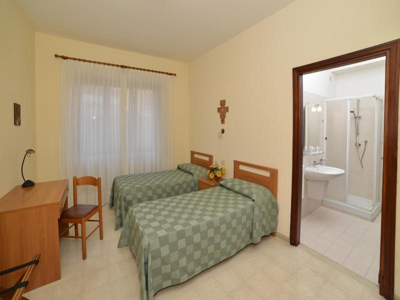 Istituto Piccole Ancelle Di Cristo Re image