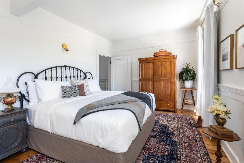 Holbrooke Hotel image
