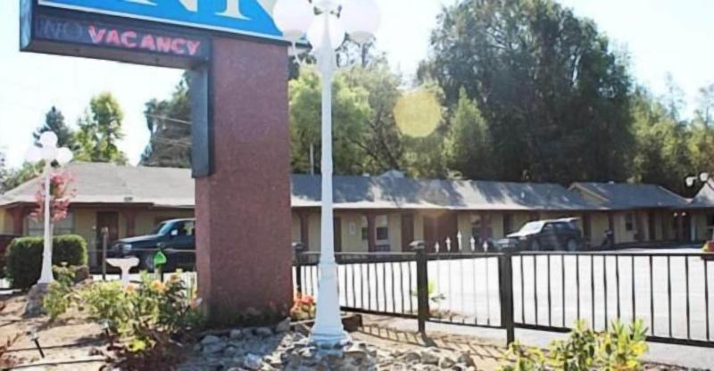 Western Village Inn — general view