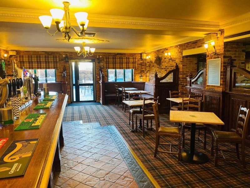 The Oaks Hotel image