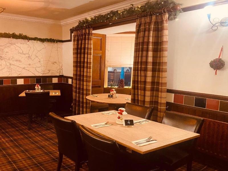 The Oaks Hotel image