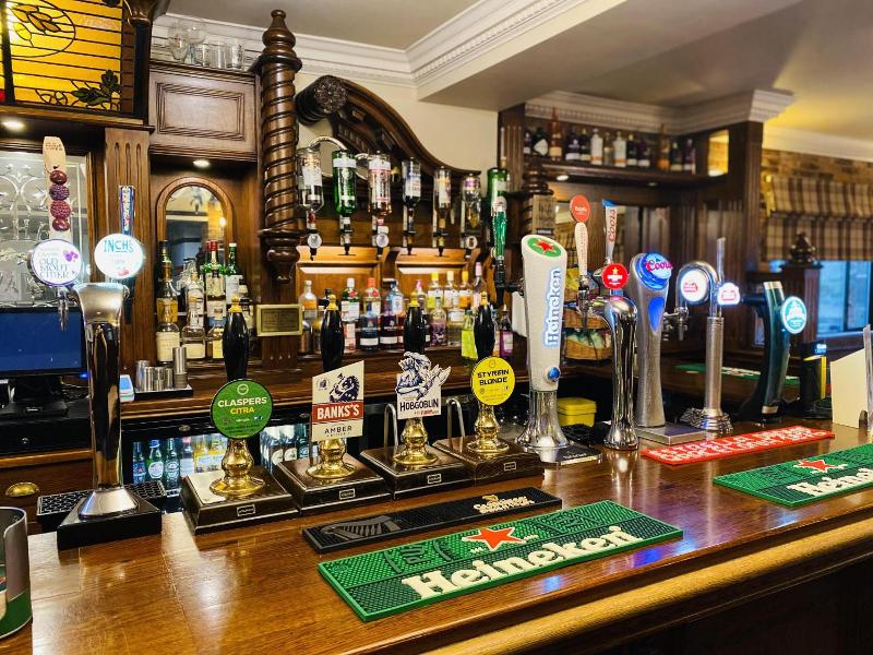 The Oaks Hotel image