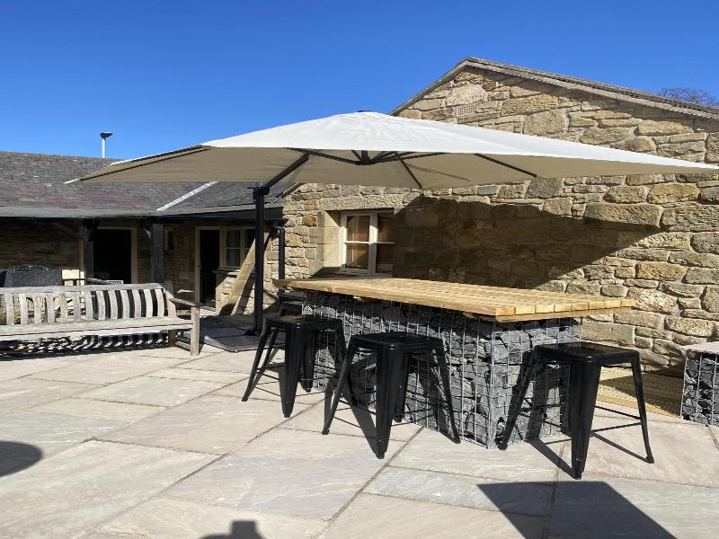 The Oaks Hotel image