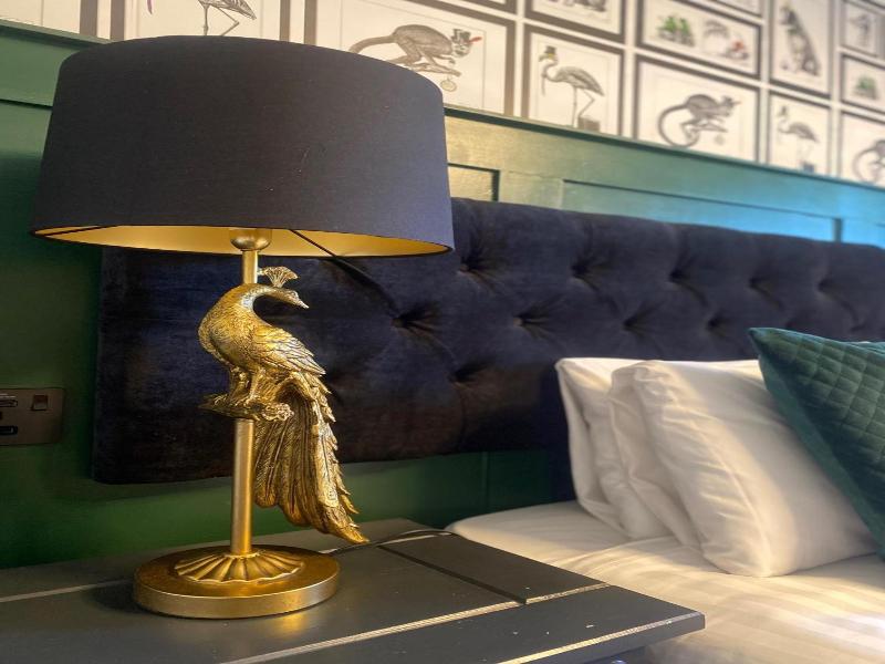 The Oaks Hotel image