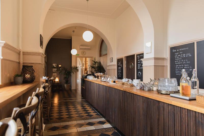 Stationen Bed & Breakfast image