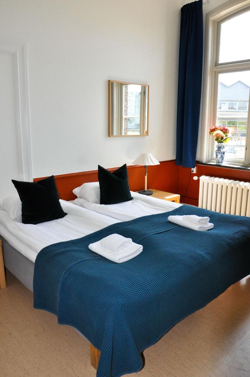 Stationen Bed & Breakfast image